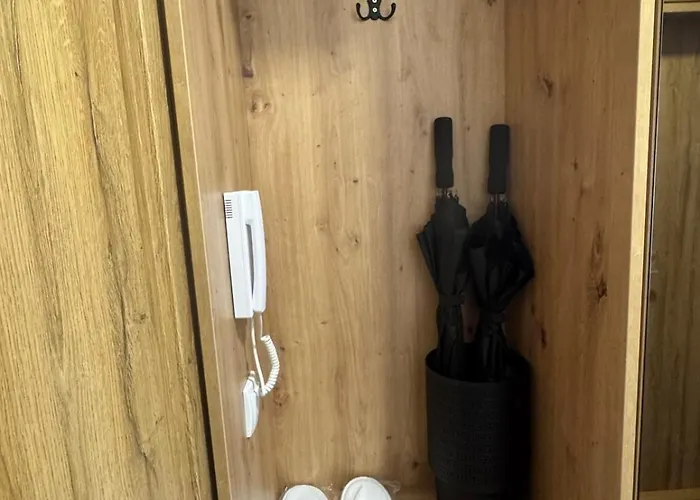 アパート Traveller ズラティボール